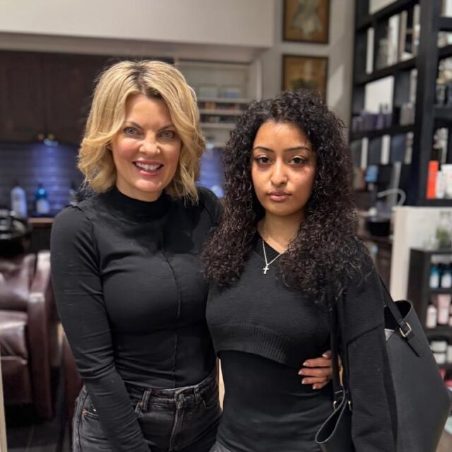 Jessica and curls — a flawless match made in hair heaven. ✨💇‍♀️ @sanctuaryfh #makeithappen #lovehair #hair #sanctuary #hillsdistrict #castletowers #booknow #spoilyou