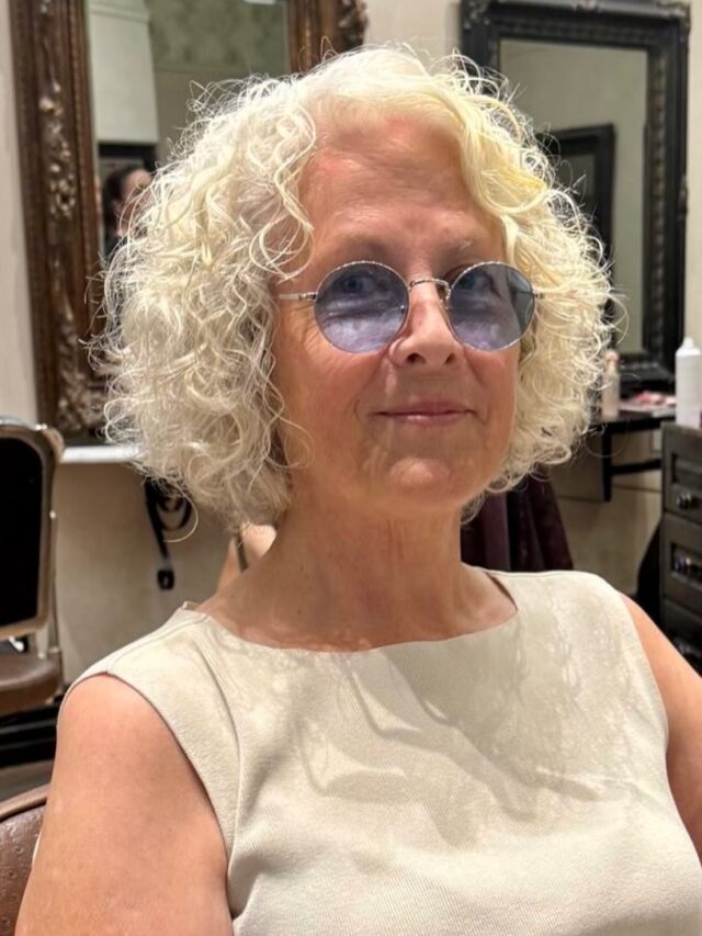 Happy Saturday from Sanctuary — wishing you moments of togetherness and blessings that carry you through the week. @sanctuaryfh #happy #smiles #weekend #salon #castletowers